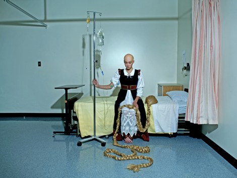 Rapunzel pierde su cabello por quimioterapia